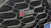 Audi_RS4_B9_8W0853736 C_T94_Logo_schwarz